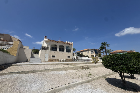 Reventa - Detached Villa - San Miguel de Salinas - Las Comunicaciones
