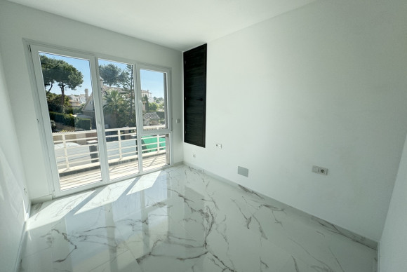 Herverkoop - Vrijstaande Villa - Orihuela Costa - Los Balcones