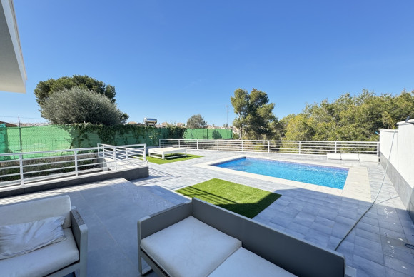 Herverkoop - Vrijstaande Villa - Orihuela Costa - Los Balcones