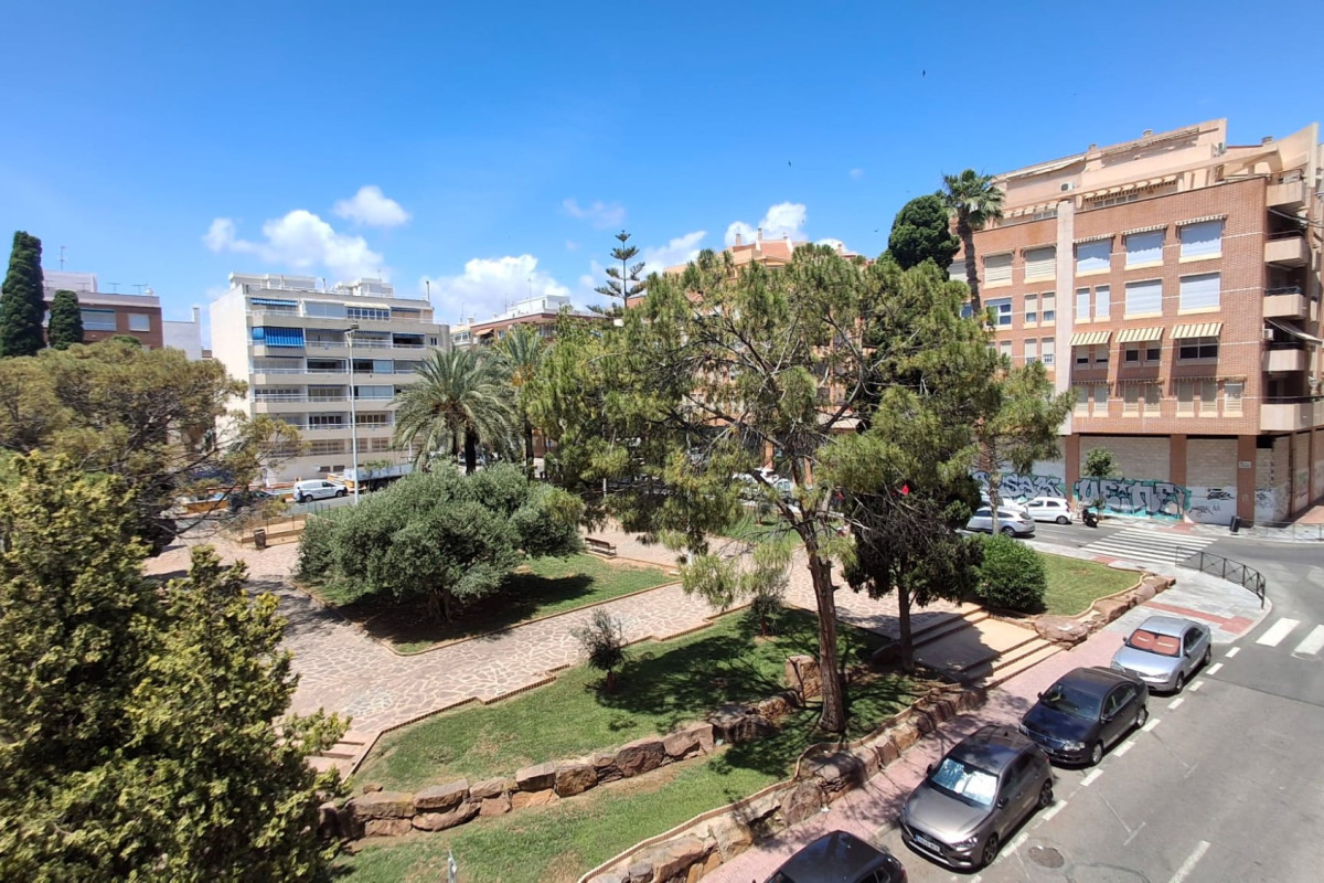Revente - Appartement - Torrevieja - Torrevieja - Centre