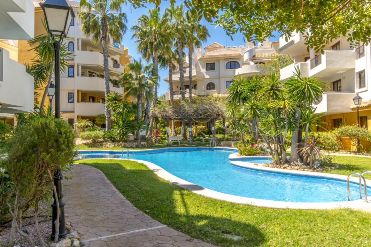 Revente - Appartement - Punta Prima