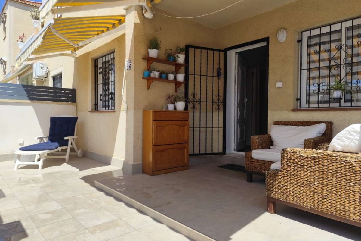 Resale - Garden Apartment - Torrevieja
