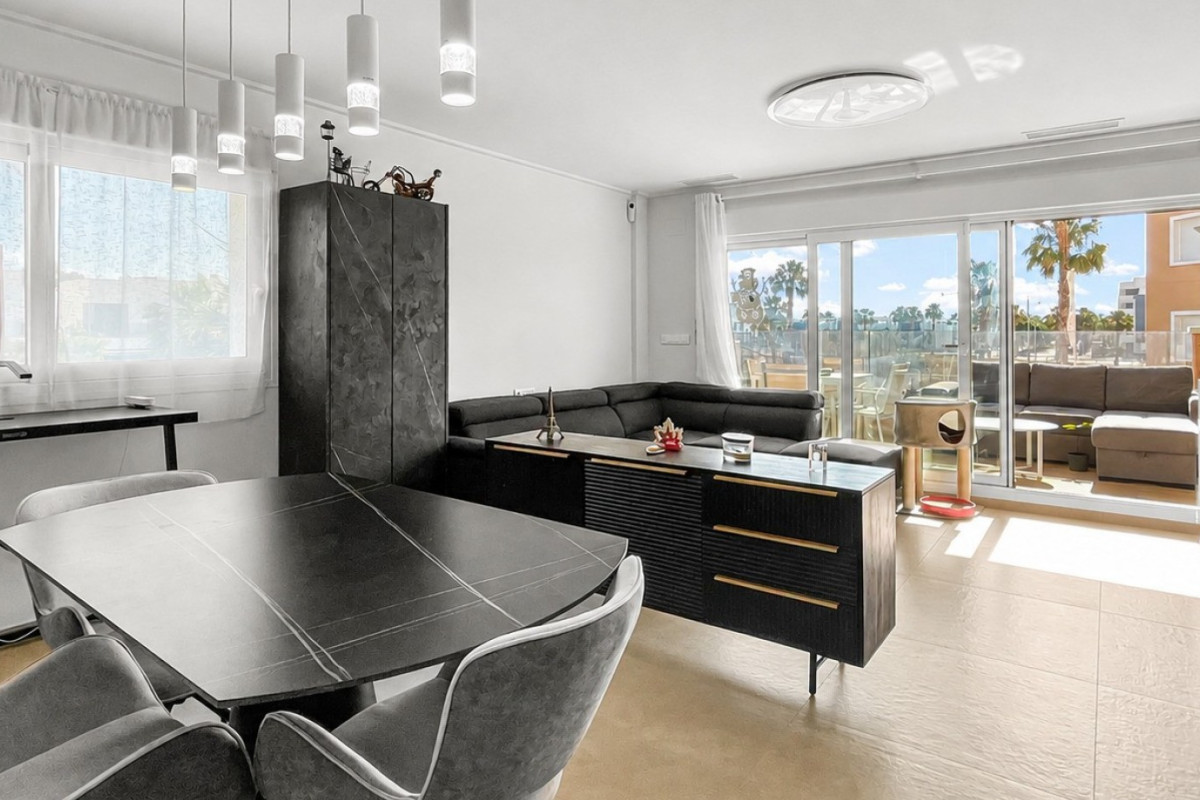 Resale - Apartment  - Guardamar del Segura - El Raso