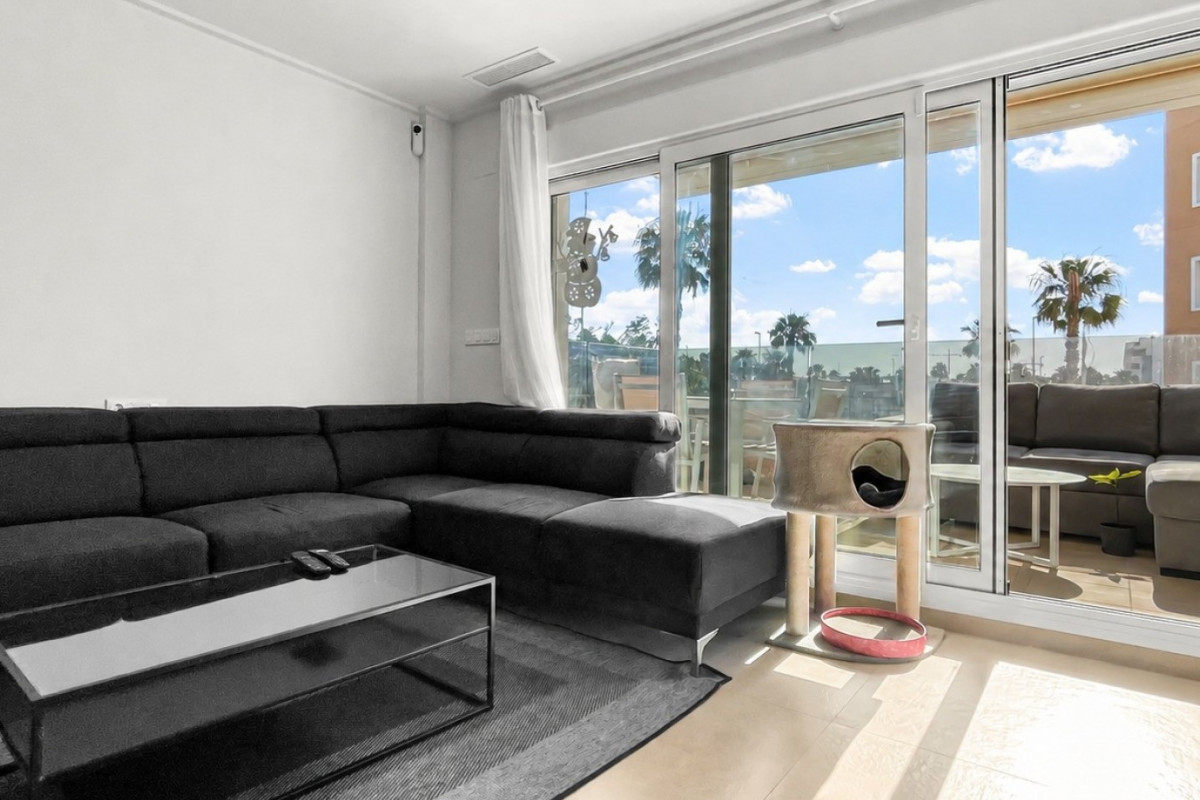 Resale - Apartment  - Guardamar del Segura - El Raso