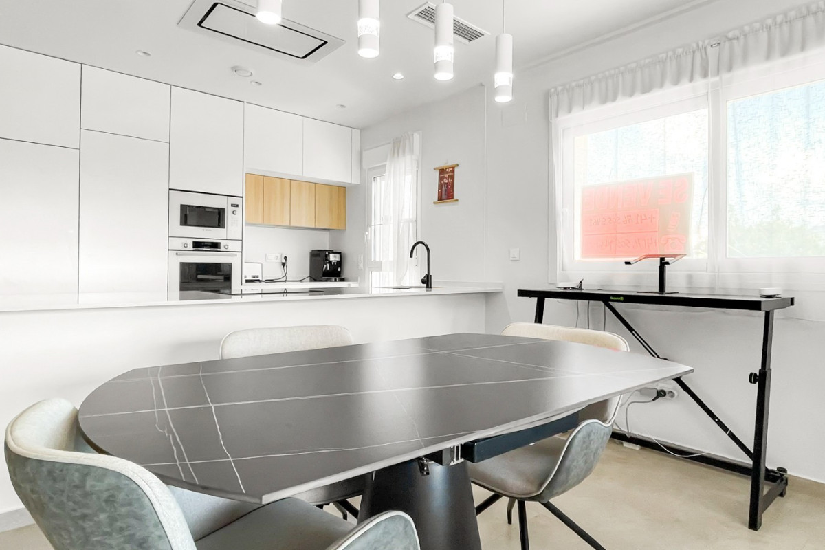 Resale - Apartment  - Guardamar del Segura - El Raso