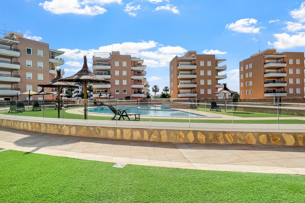 Resale - Apartment  - Guardamar del Segura - El Raso