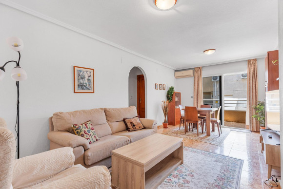 Herverkoop - Appartement  - Torrevieja - Estacion de autobuses