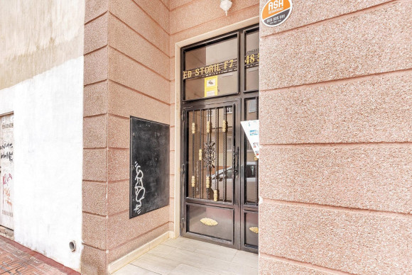Herverkoop - Appartement  - Torrevieja - Estacion de autobuses