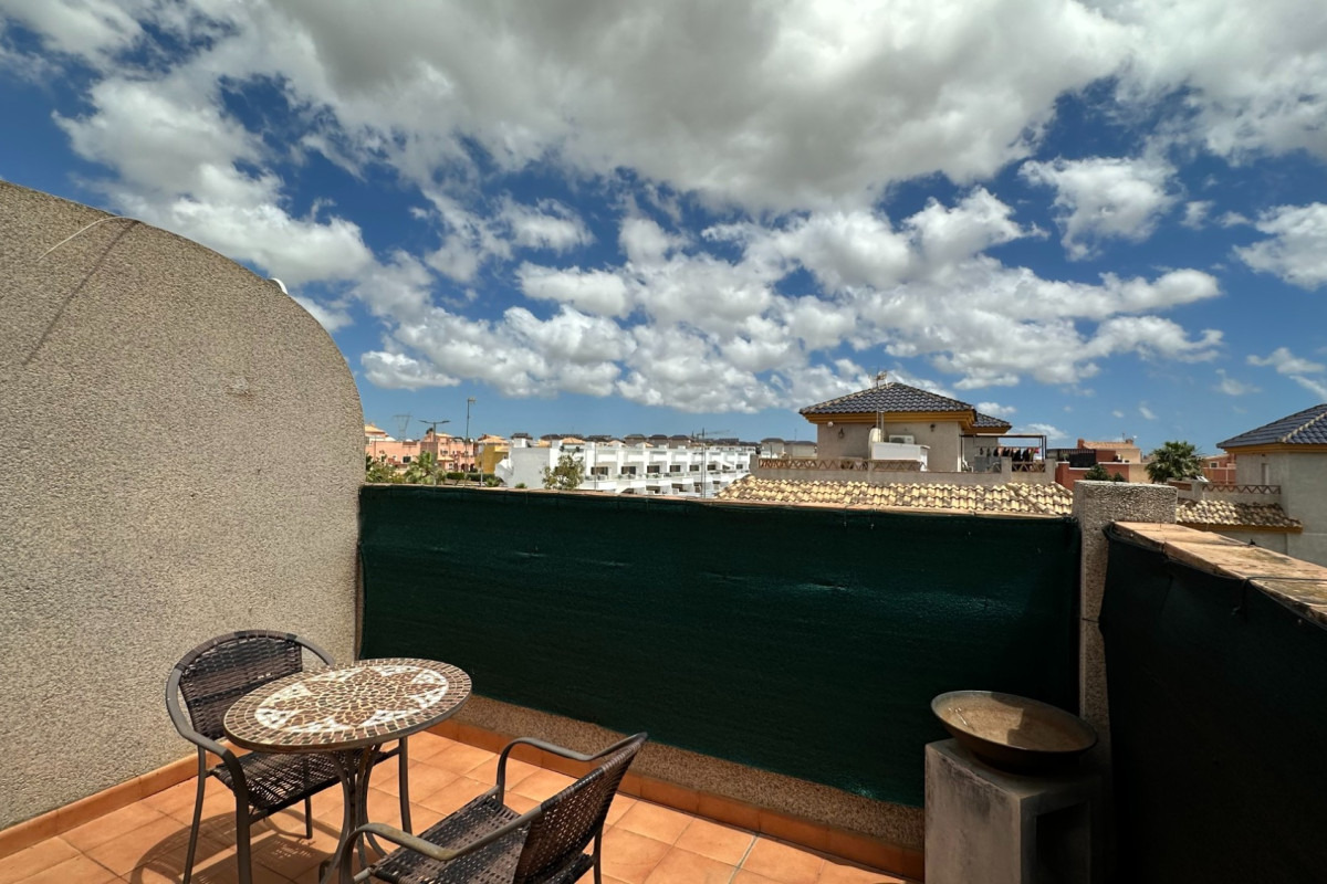 Herverkoop - Half Vrijstaande Woning - Los Montesinos - La Herrada