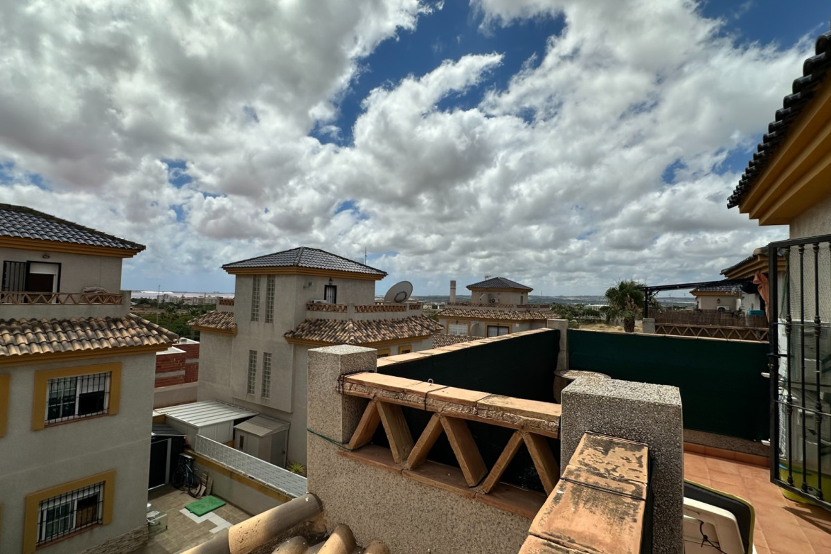 Herverkoop - Half Vrijstaande Woning - Los Montesinos - La Herrada