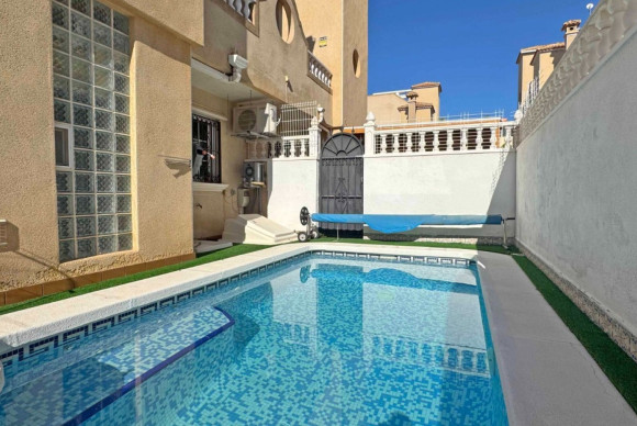 Revente - Maison de ville - Orihuela Costa - Villamartin