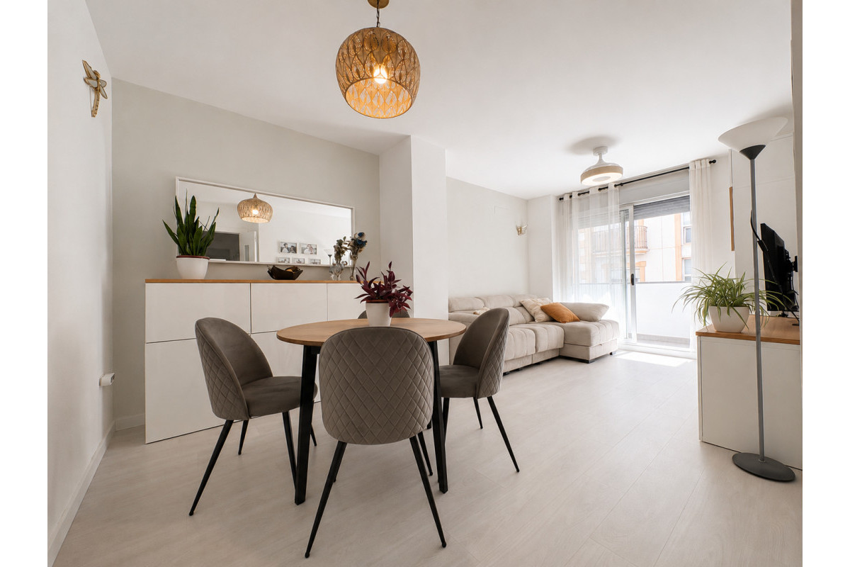 Herverkoop - Apartment / flat - Denia - Center