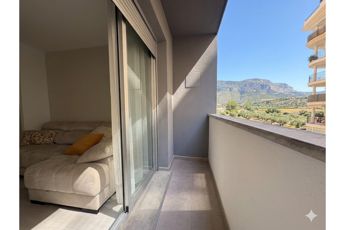 Herverkoop - Apartment / flat - Denia - Center