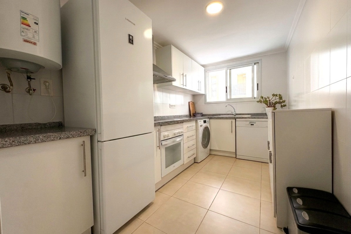 Herverkoop - Apartment / flat - Denia - Center