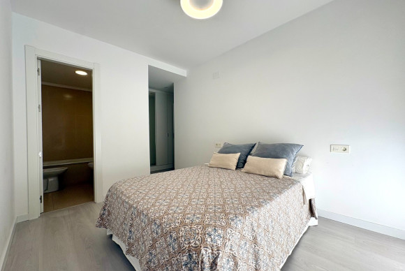 Herverkoop - Apartment / flat - Denia - Center