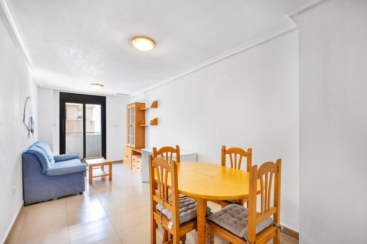 Resale - Apartment  - Torrevieja - torrevieja