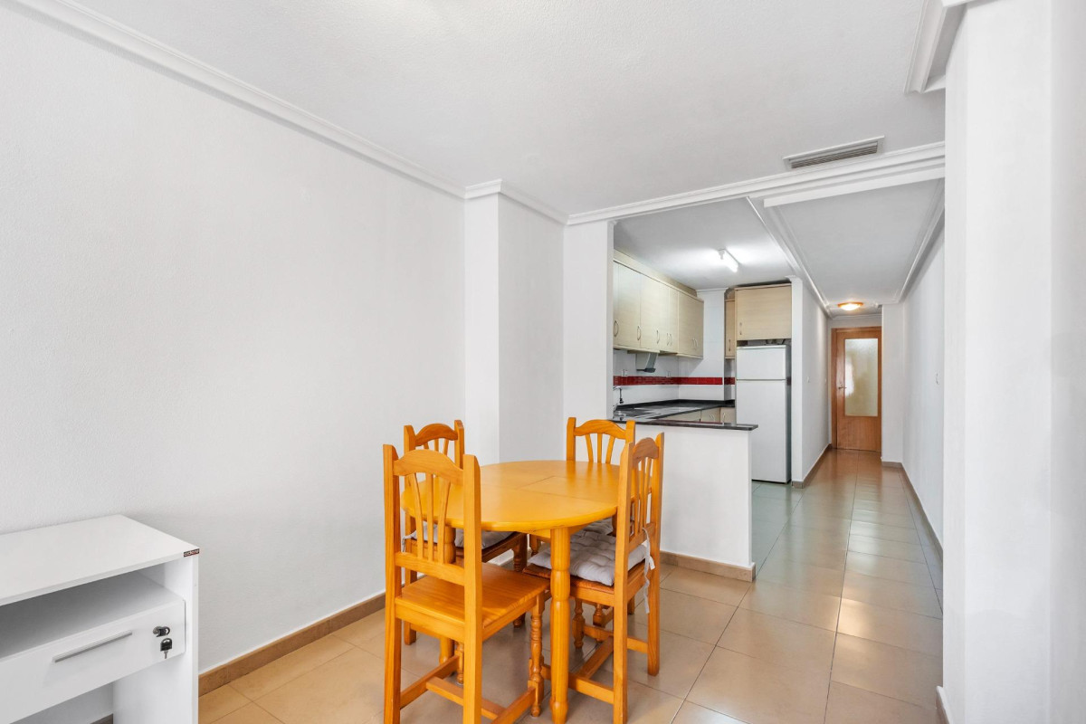 Resale - Apartment  - Torrevieja - torrevieja