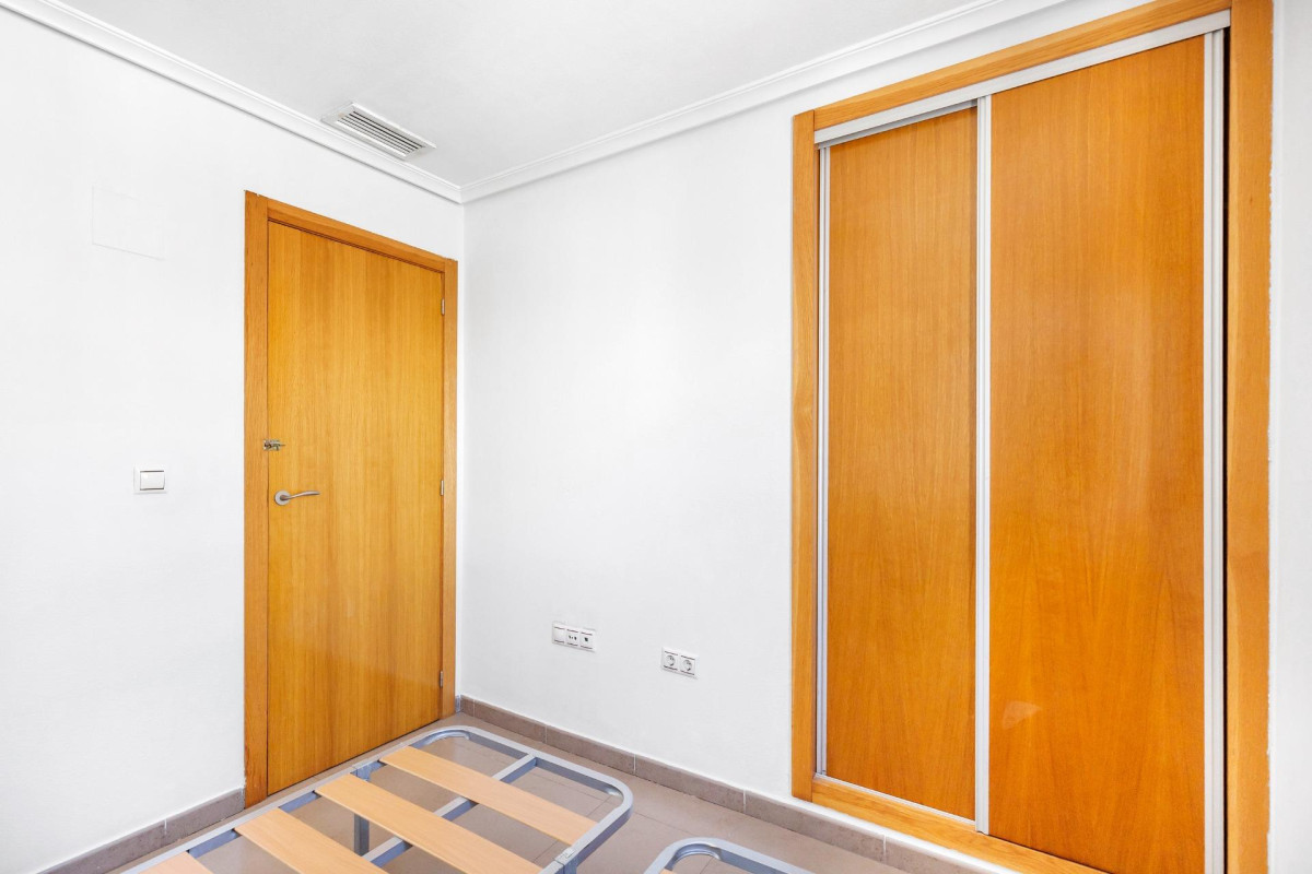 Resale - Apartment  - Torrevieja - torrevieja