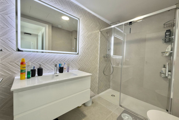 Herverkoop - Apartment / flat - Denia - Center