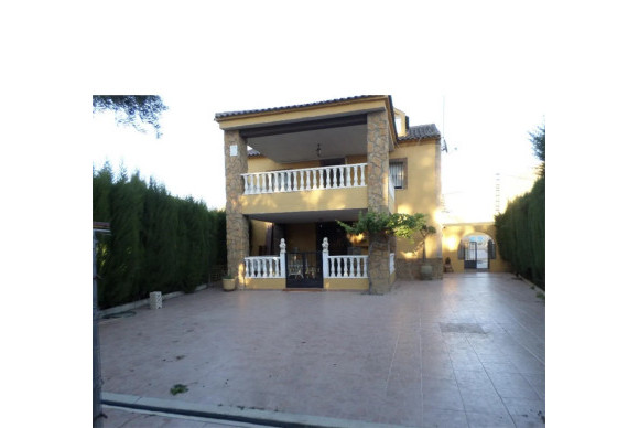 Resale - House - Orihuela Costa - CAMPO