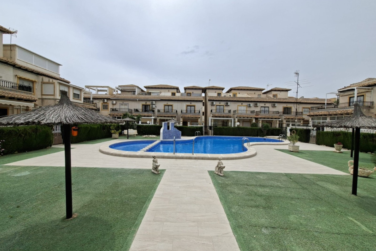 Herverkoop - Appartement  - Orihuela Costa - Punta Prima