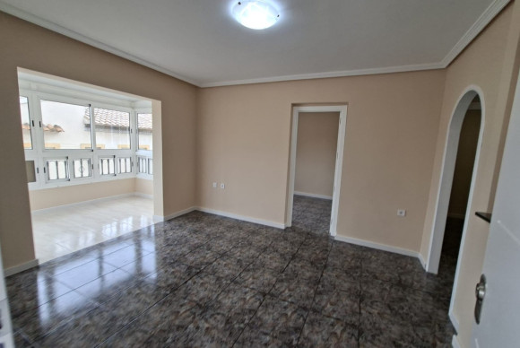 Herverkoop - Appartement  - Orihuela Costa - Punta Prima