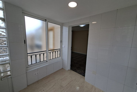 Herverkoop - Appartement  - Orihuela Costa - Punta Prima