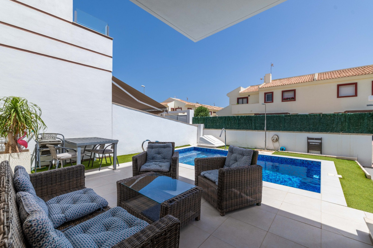 Herverkoop - Vrijstaande Villa - Ciudad Quesada - Lo Marabu