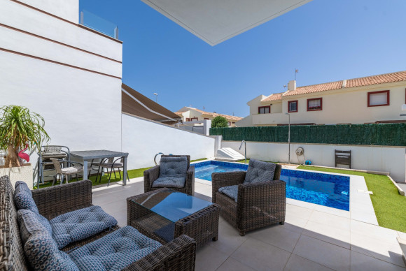 Herverkoop - Vrijstaande Villa - Ciudad Quesada - Lo Marabu