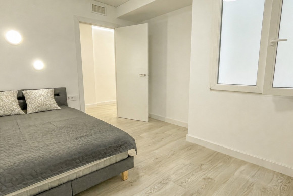Resale - Apartment  - Torrevieja - El Acequión - Los Náufragos