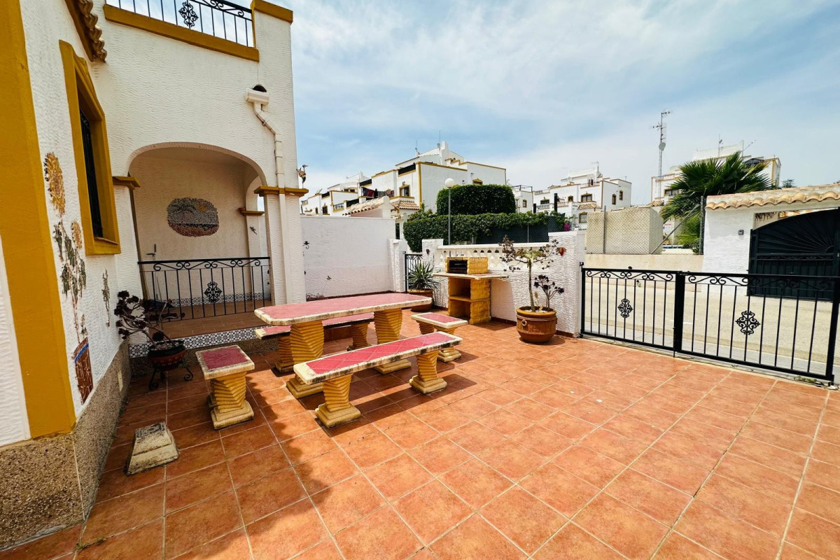 Resale - Townhouse - Orihuela Costa - Entre Naranjos Vistabella
