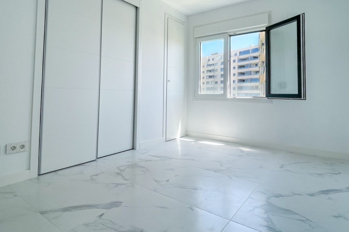 Herverkoop - Appartement  - Orihuela Costa - Punta Prima