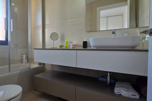 Herverkoop - Apartment / flat - Benidorm - Zona de Poniente