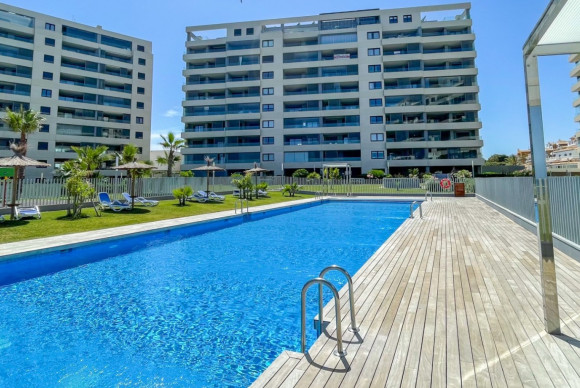 Herverkoop - Appartement  - Orihuela Costa - Punta Prima