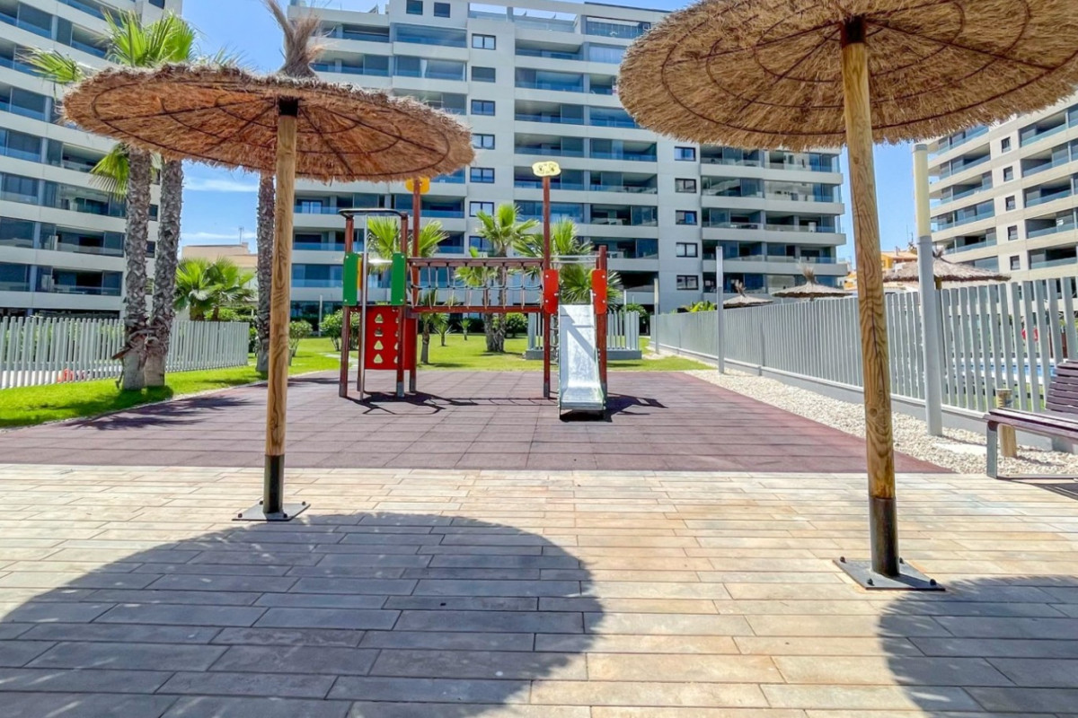 Herverkoop - Appartement  - Orihuela Costa - Punta Prima