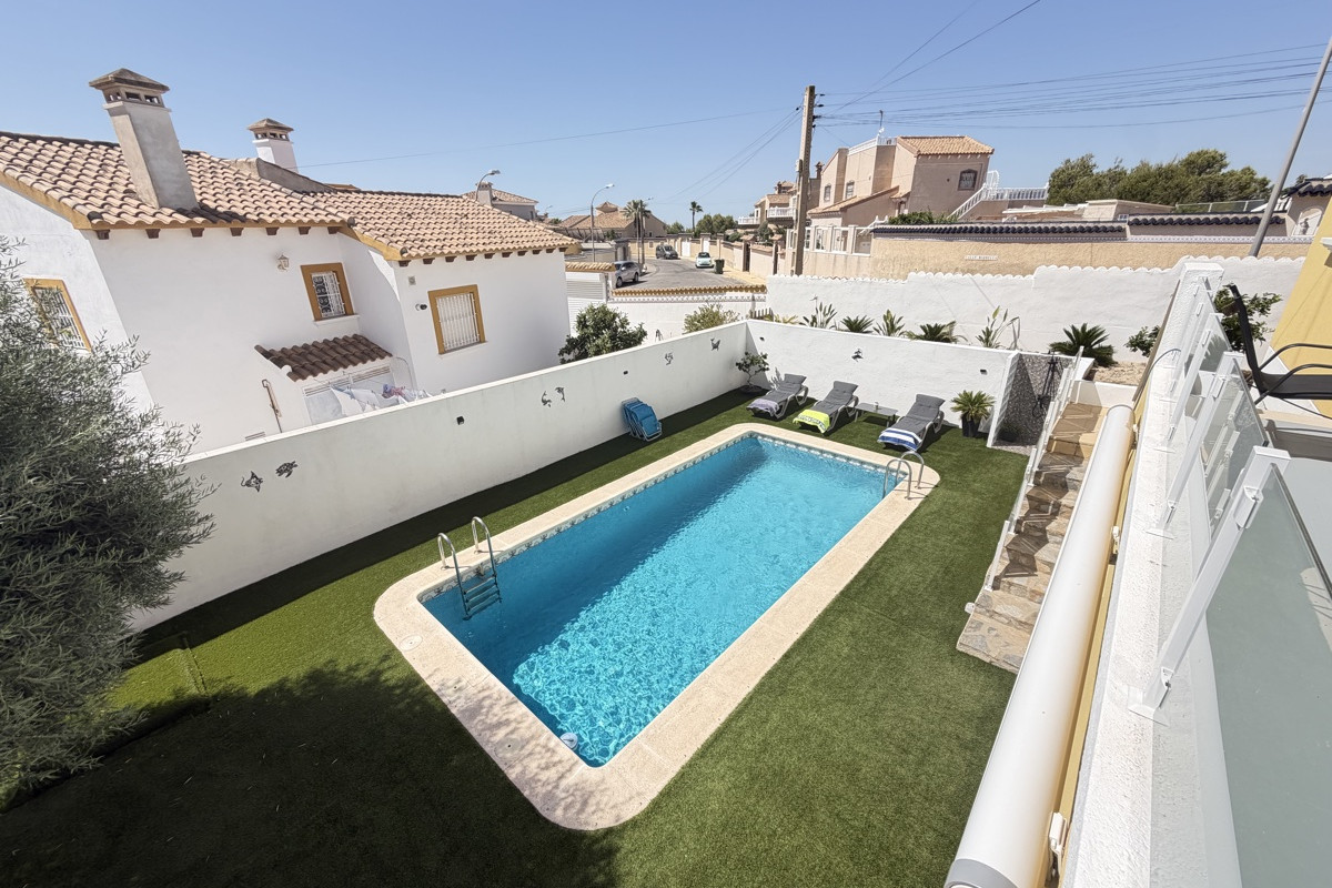 Herverkoop - Vrijstaande Villa - Orihuela Costa - Villamartin