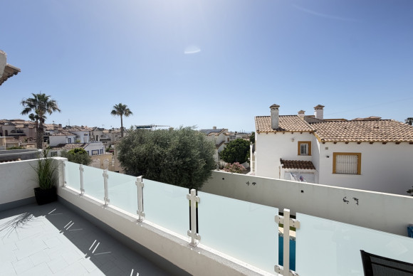 Herverkoop - Vrijstaande Villa - Orihuela Costa - Villamartin