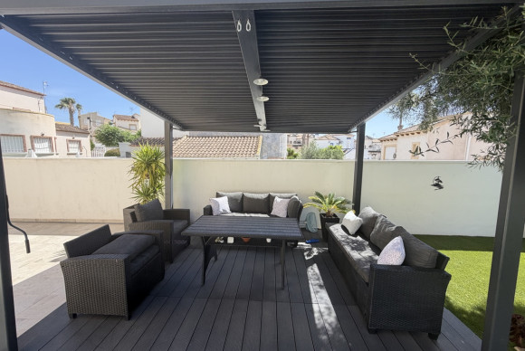 Herverkoop - Vrijstaande Villa - Orihuela Costa - Villamartin