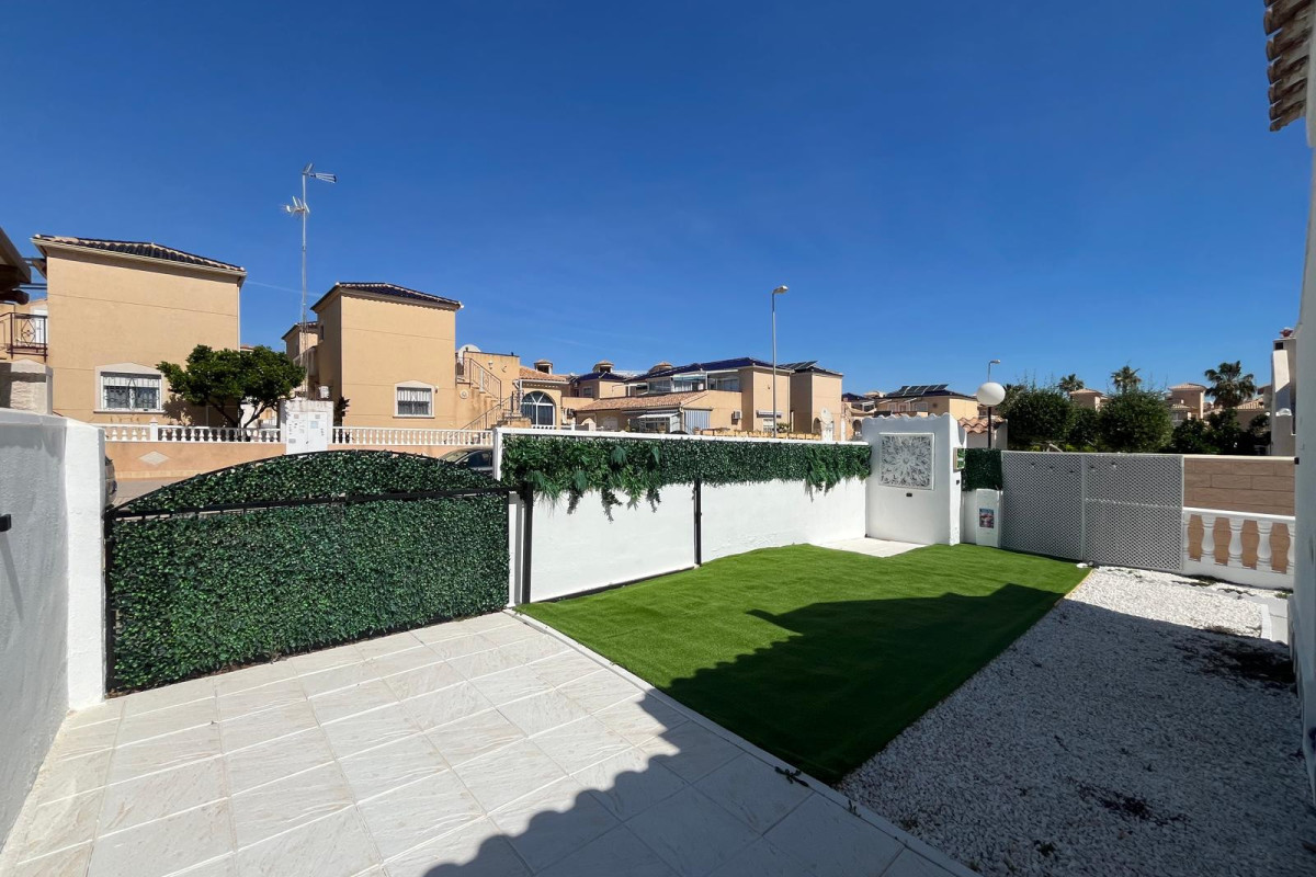 Herverkoop - Quad Woning - Orihuela Costa - Punta Prima