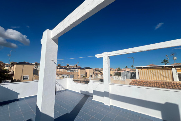 Herverkoop - Quad Woning - Orihuela Costa - Punta Prima