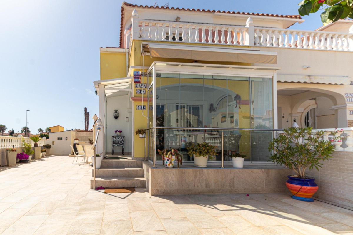 Resale - Terraced house - Orihuela Costa - La Regia