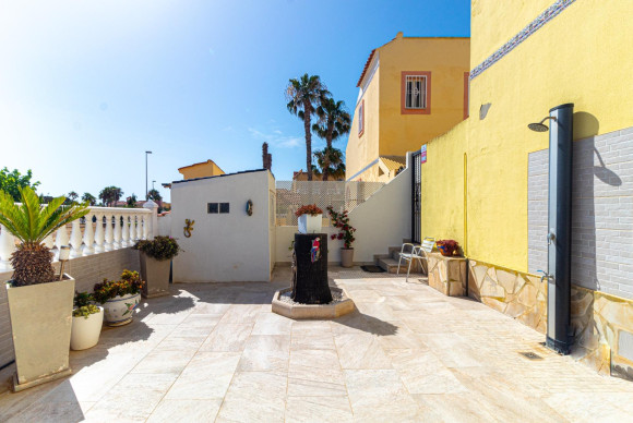 Resale - Terraced house - Orihuela Costa - La Regia