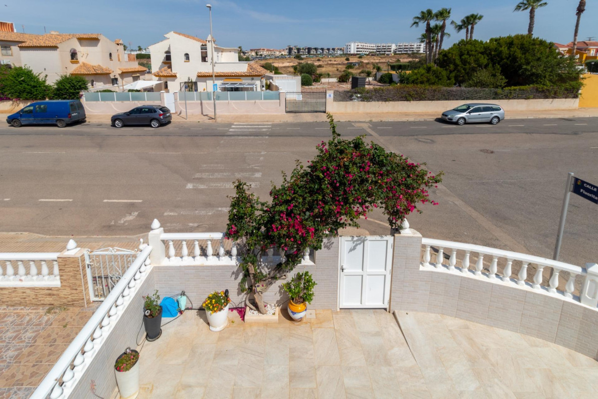 Resale - Terraced house - Orihuela Costa - La Regia