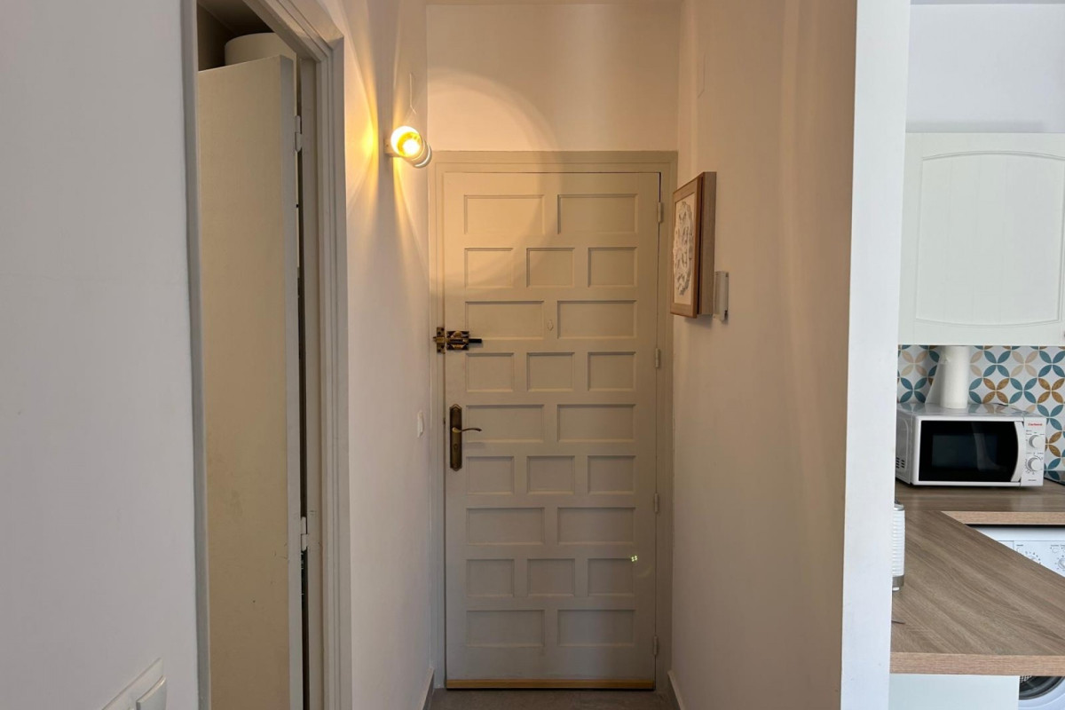 Resale - Apartment  - Cabo Roig