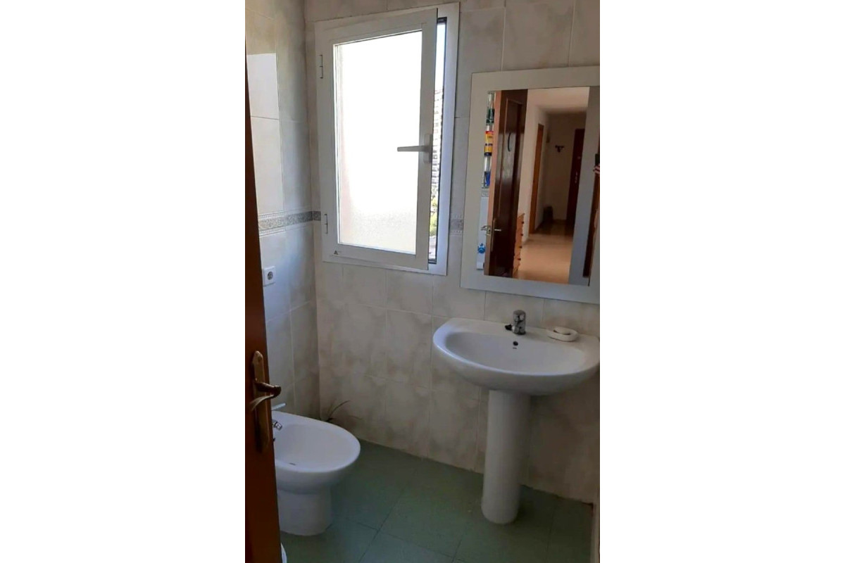 Herverkoop - Apartment / flat - Benidorm - Levante