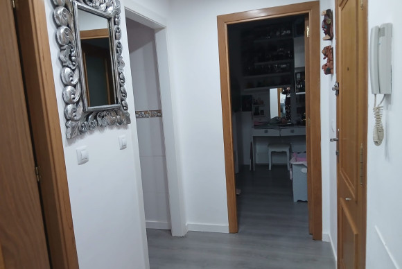 Resale - Apartment / flat - Villajoyosa