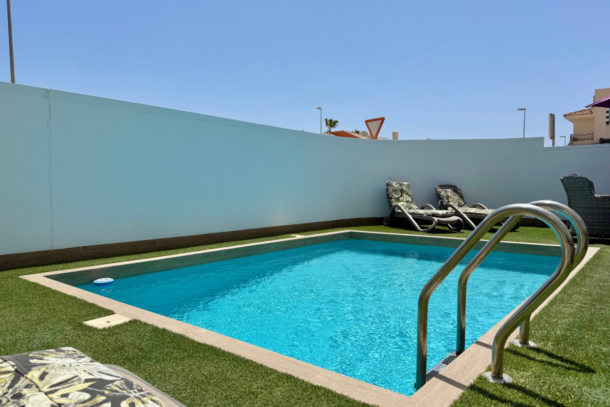 Herverkoop - Vrijstaande Villa - Ciudad Quesada - Doña Pepa