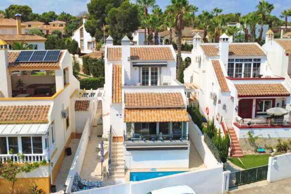 Herverkoop - Vrijstaande Villa - Orihuela Costa - Villamartin