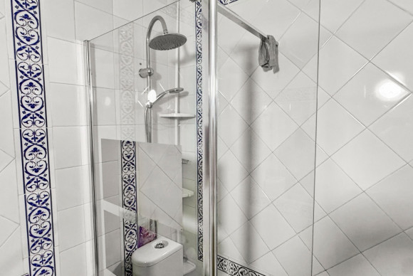 Reventa - Bungalow - Torrevieja - Aguas Nuevas