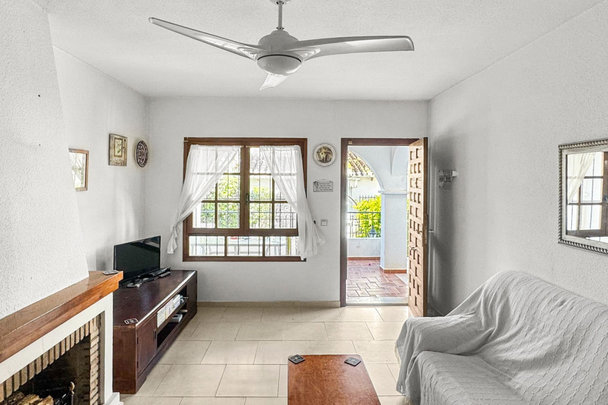Reventa - Bungalow - Torrevieja - Aguas Nuevas